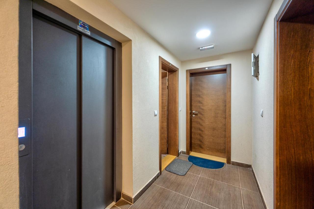 Apartmani Mn 즐라티보 외부 사진