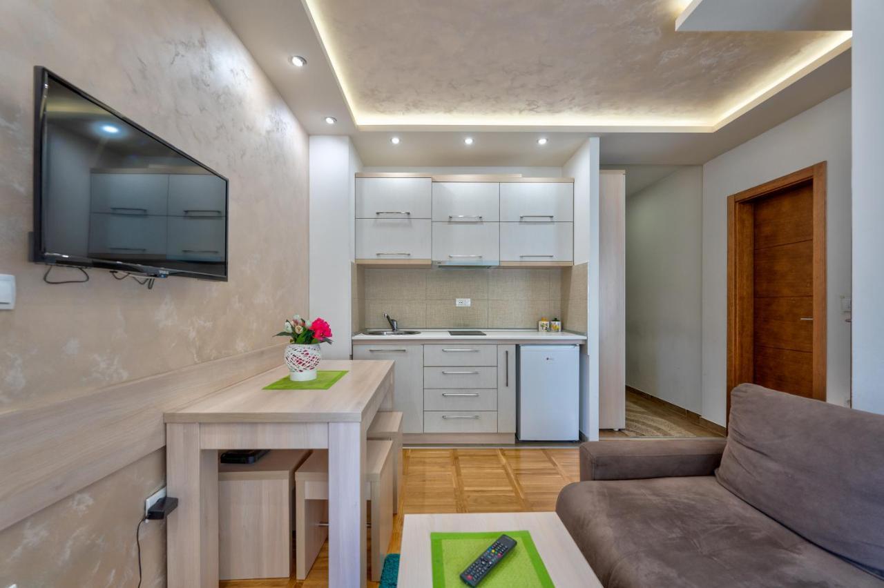 Apartmani Mn 즐라티보 외부 사진
